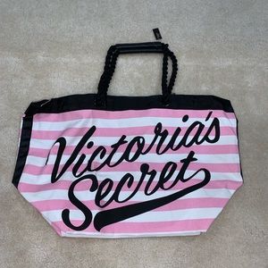 Victoria’s Secret Limited Edition Beach Bag